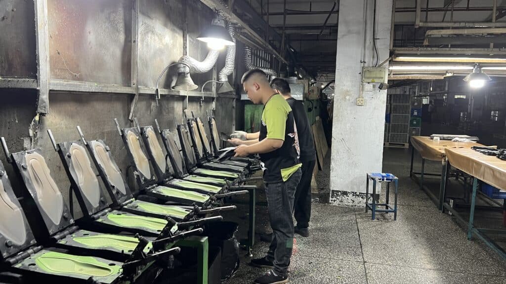 Custom insole production line with molding equipment