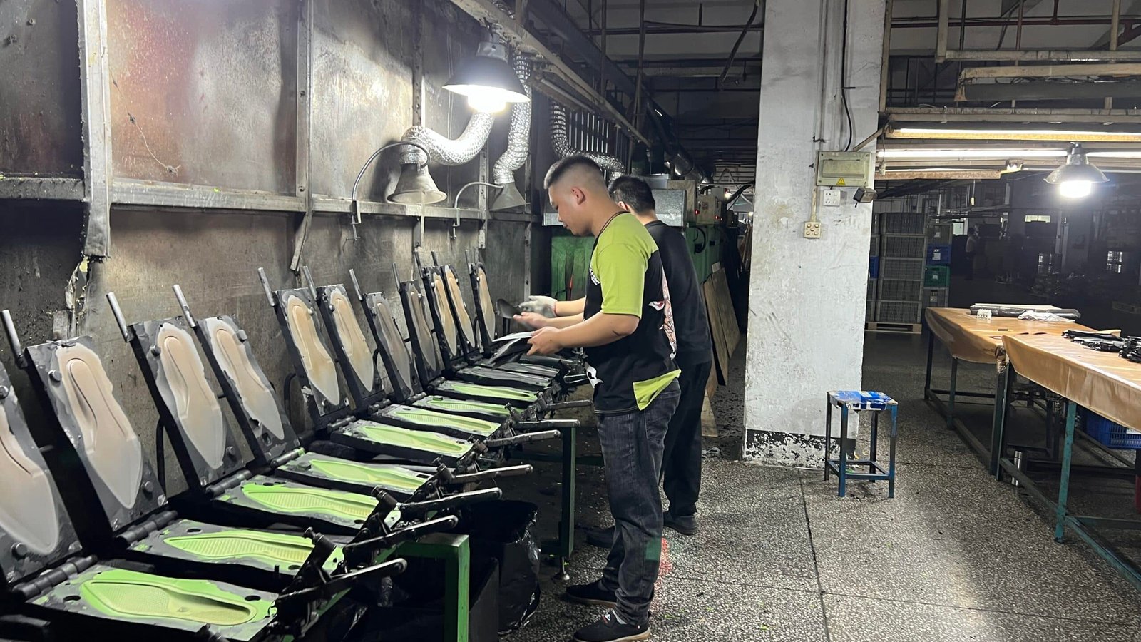 Custom insole production line with molding equipment